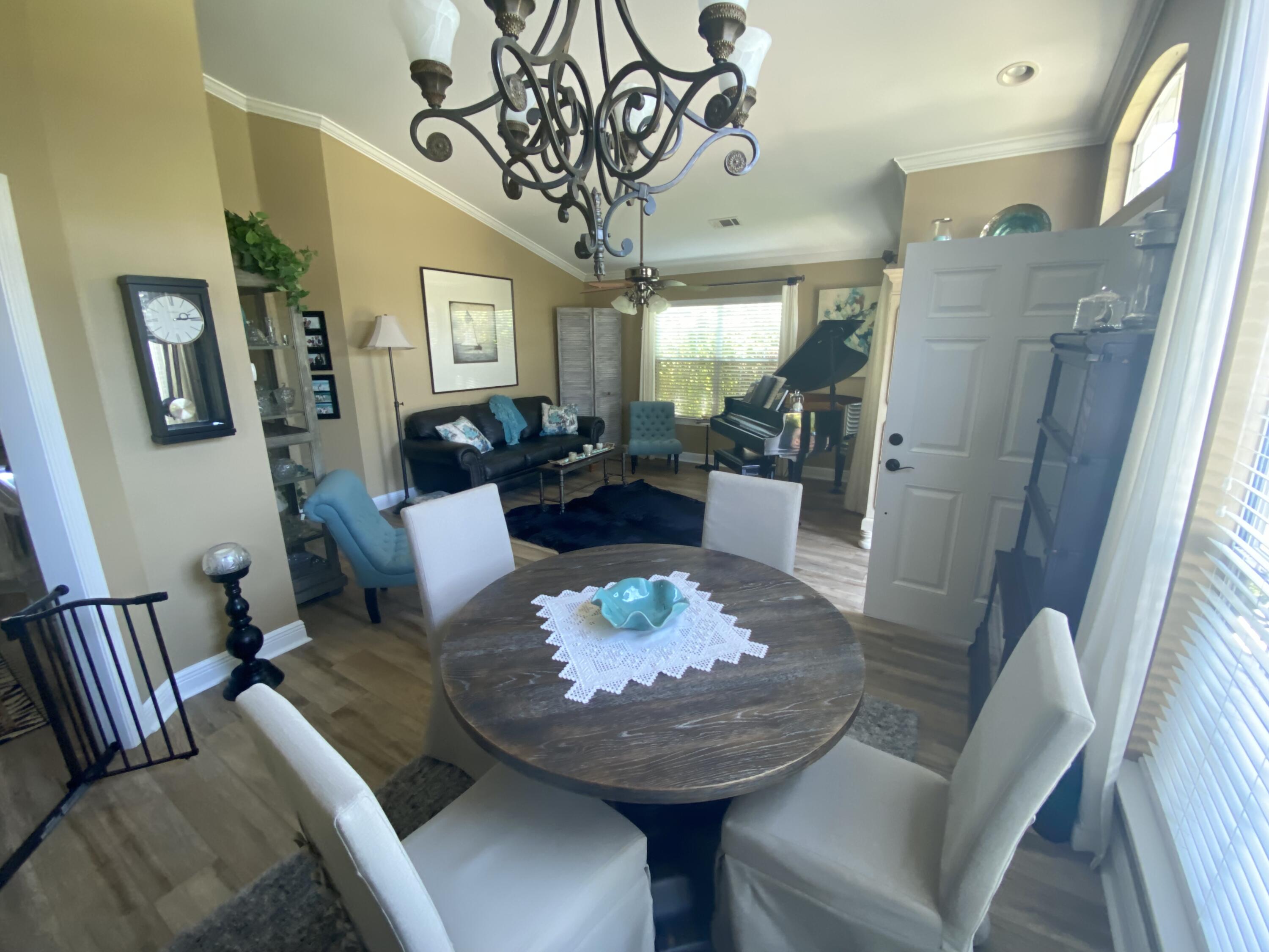 ESCADA - Residential