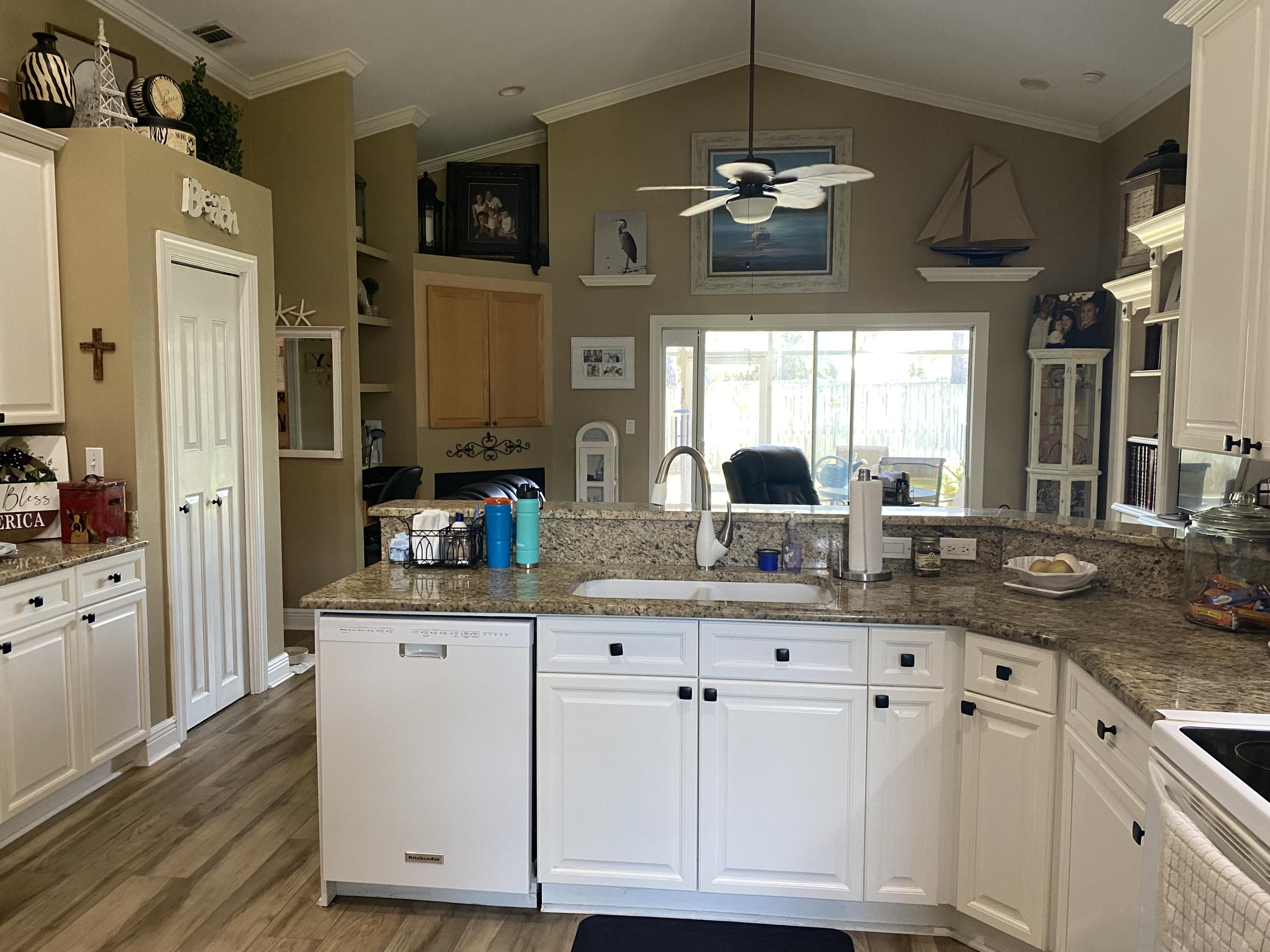 ESCADA - Residential