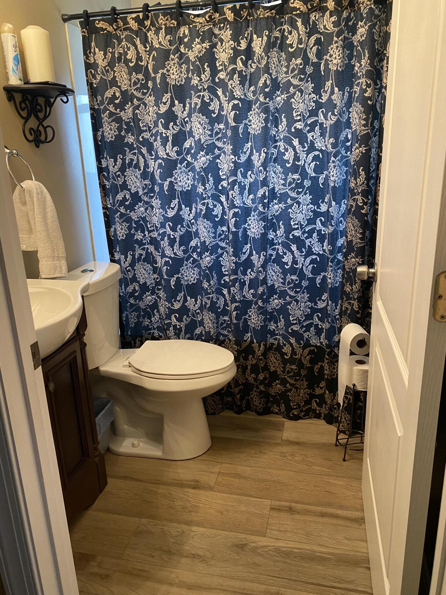 ESCADA - Residential