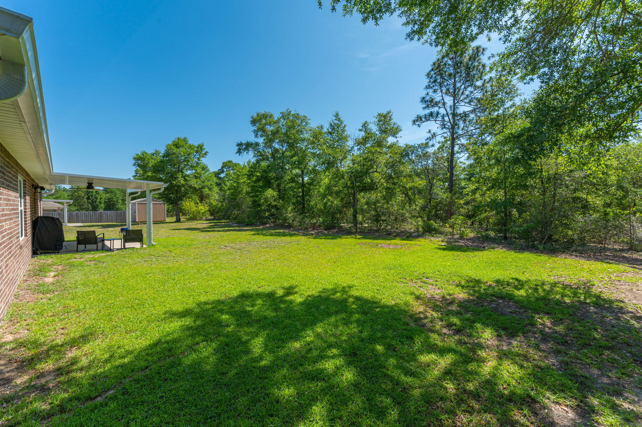 MAGNOLIA LAKE - Residential