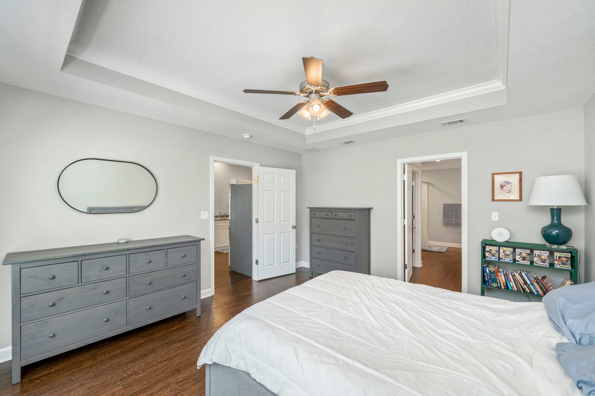 MAGNOLIA LAKE - Residential