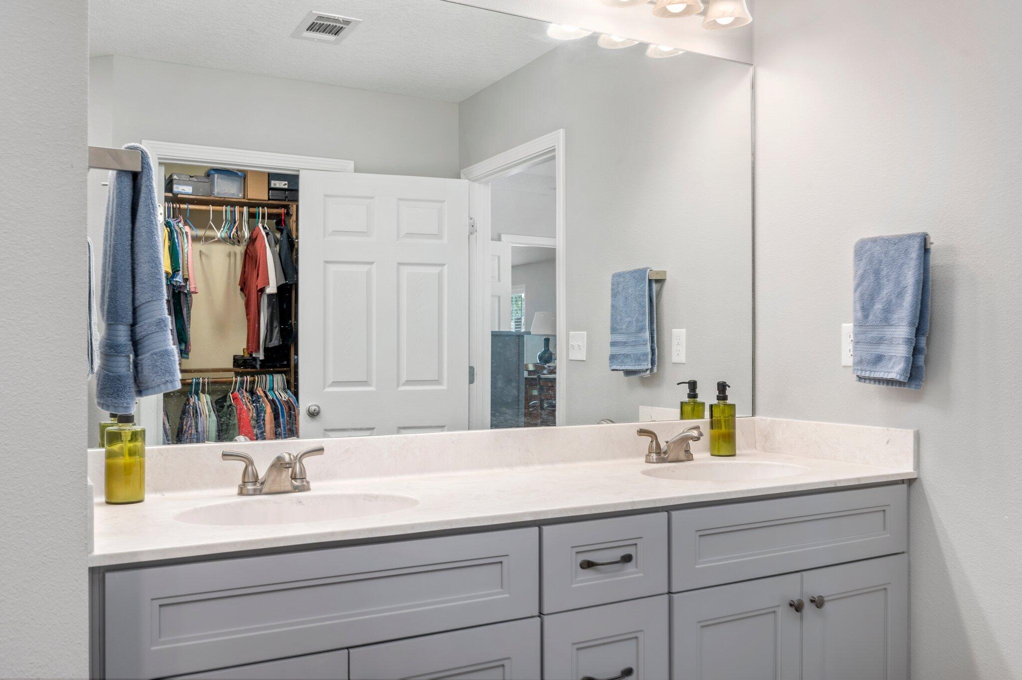 MAGNOLIA LAKE - Residential