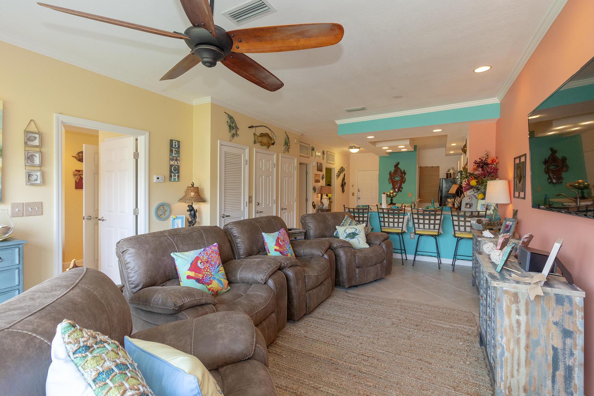 EMERALD WATERS - Residential