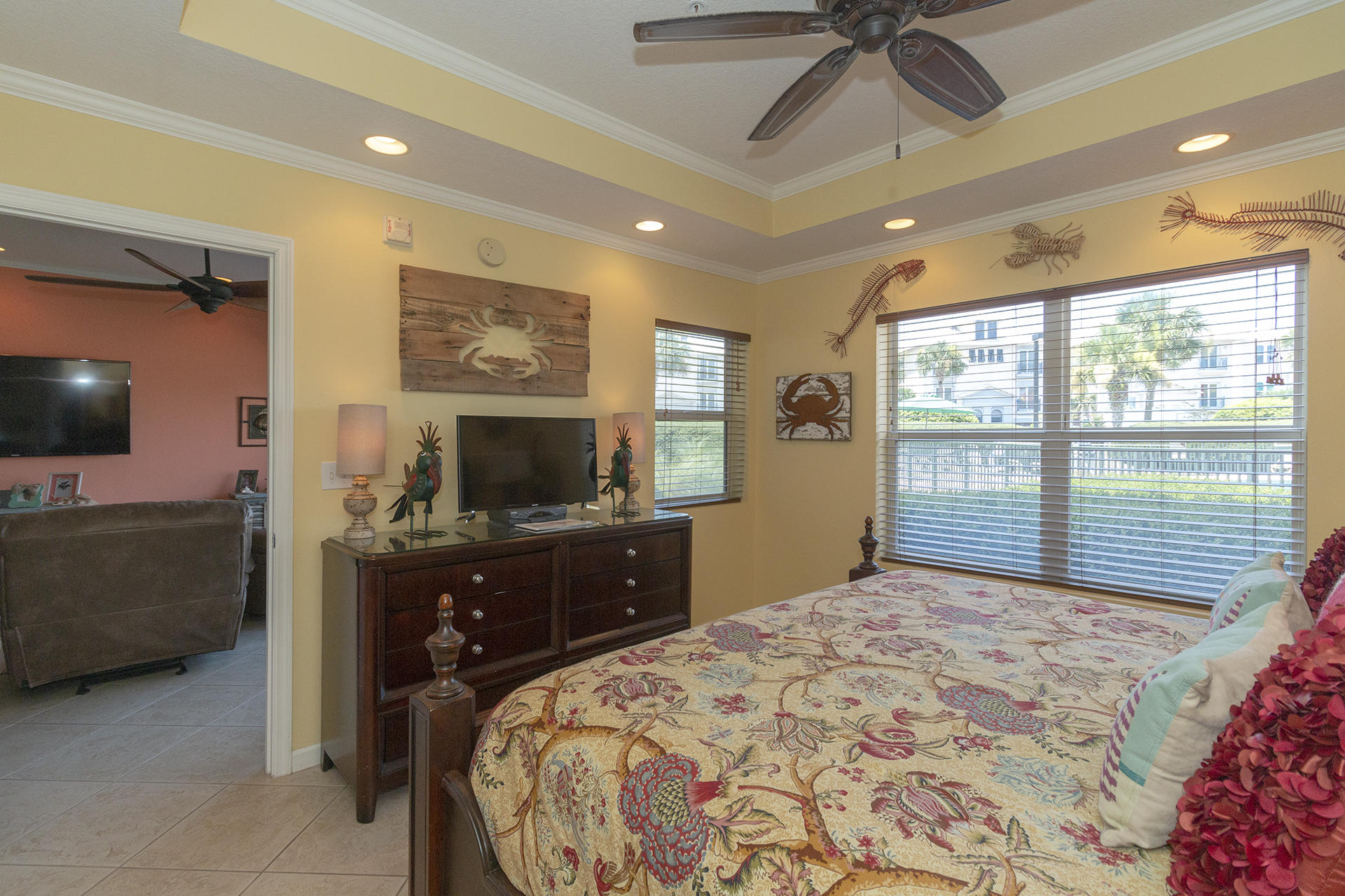 EMERALD WATERS - Residential