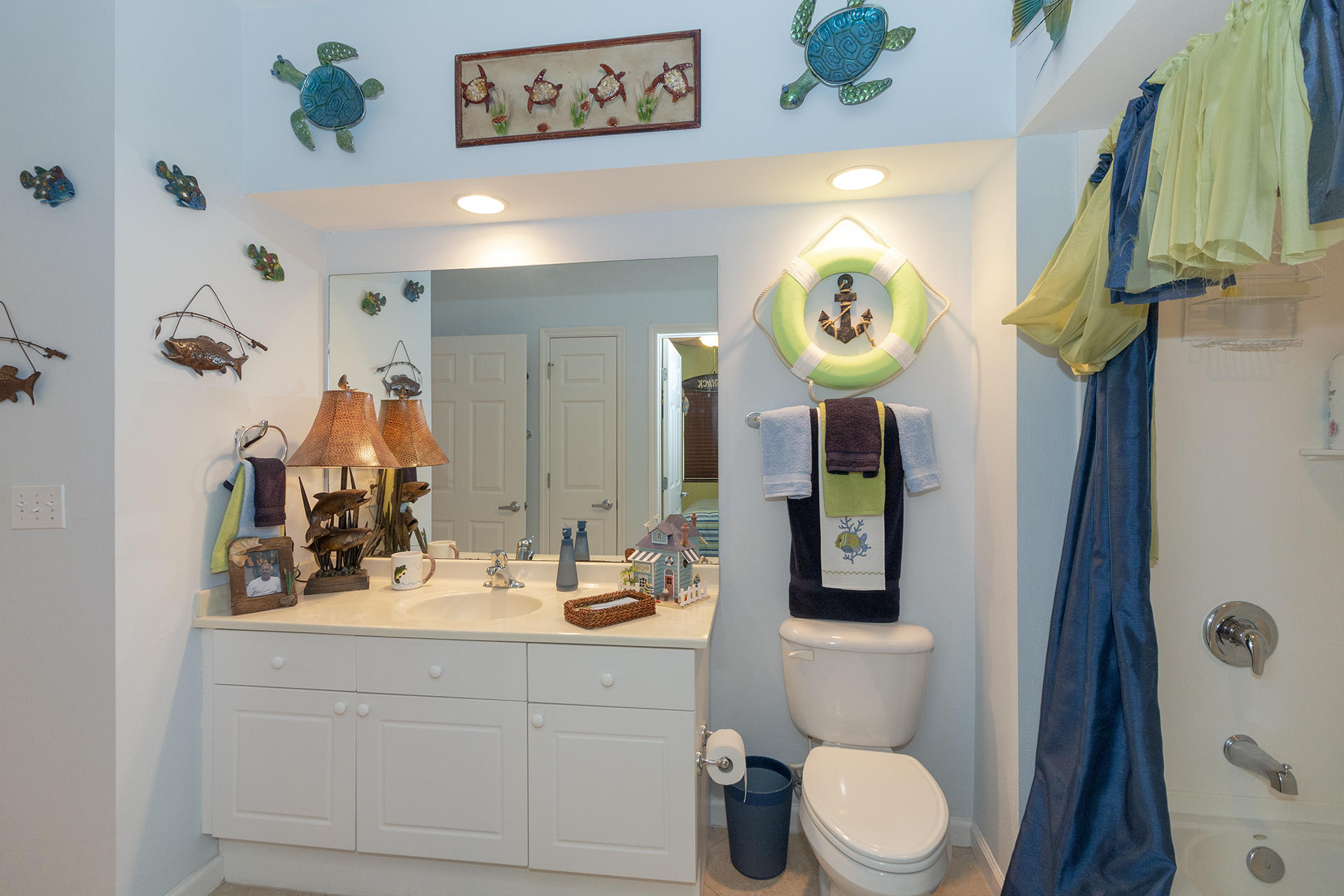 EMERALD WATERS - Residential