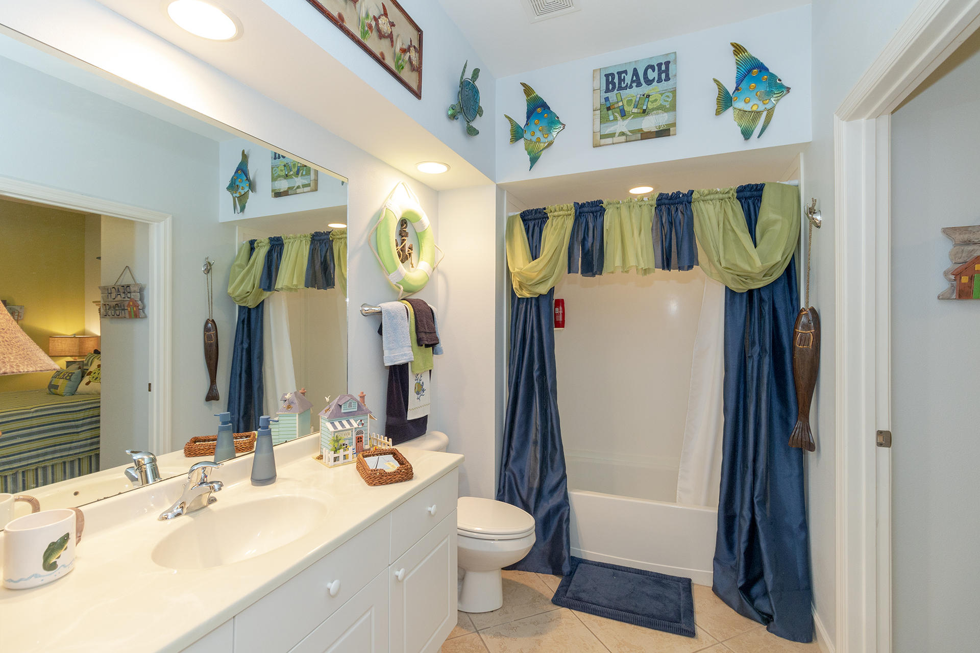 EMERALD WATERS - Residential