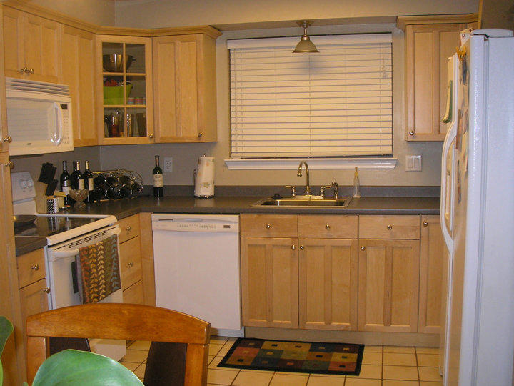 Candlewood Village LOT 6 blk A - Residential