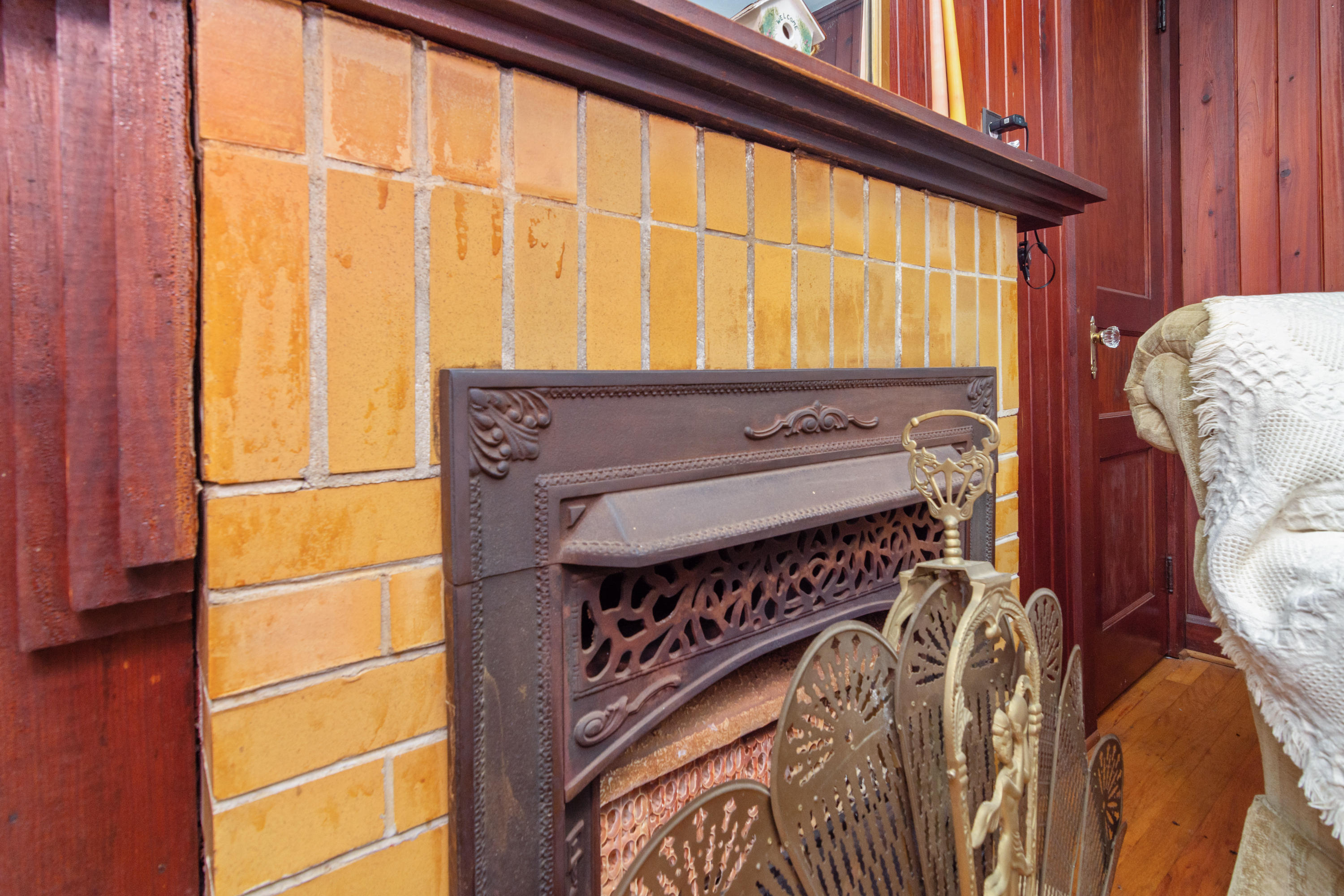 CRESTVIEW - Residential