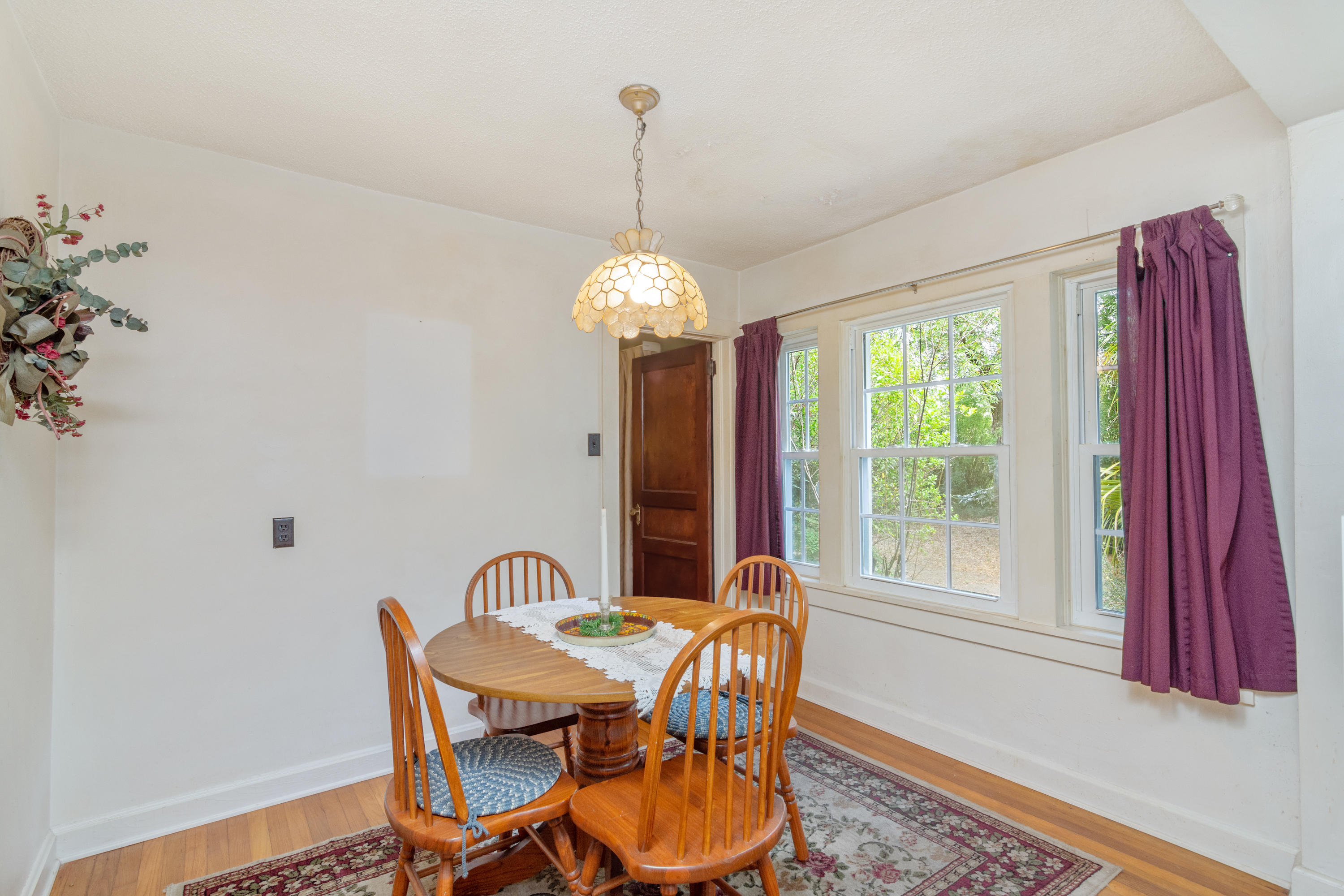 CRESTVIEW - Residential