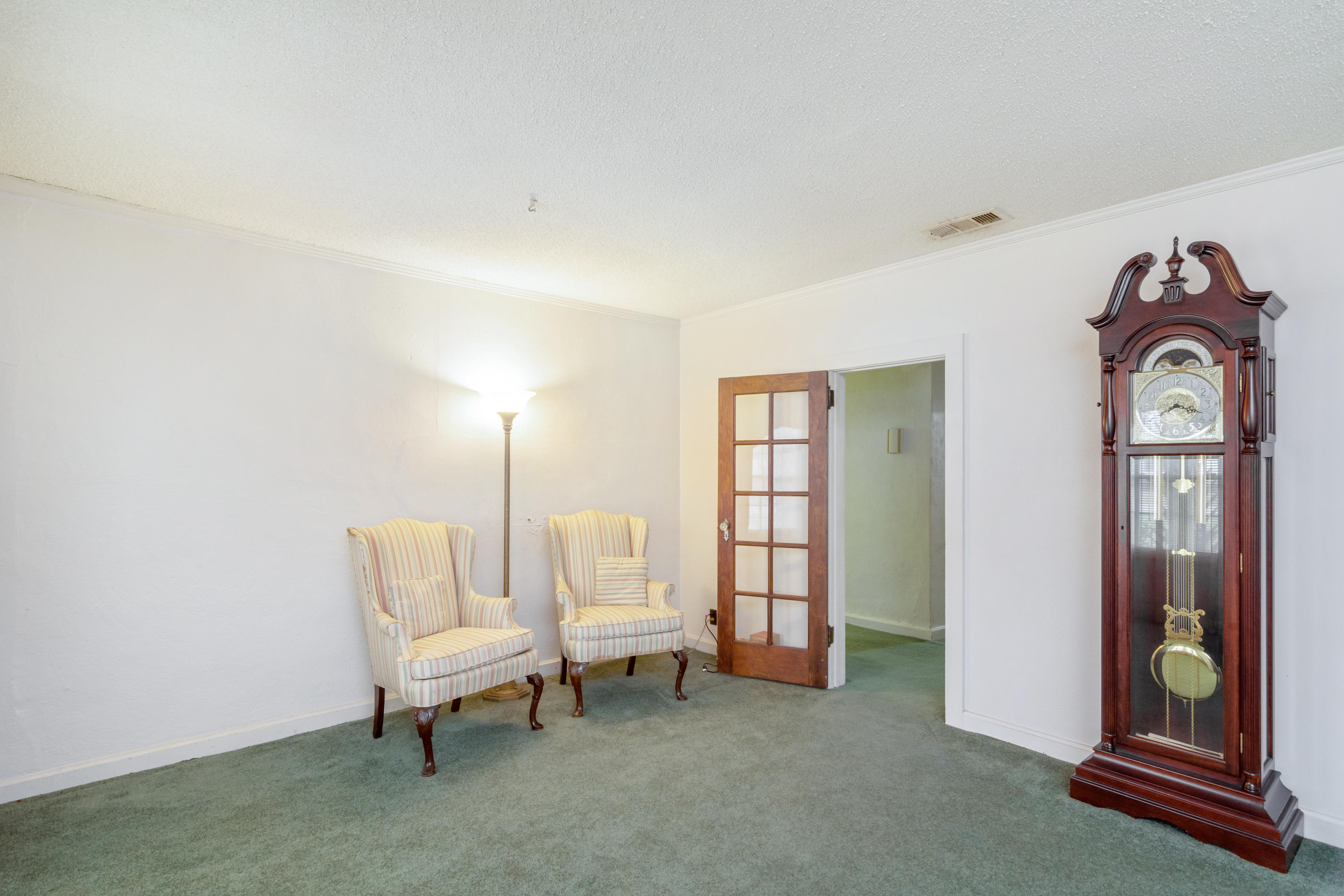 CRESTVIEW - Residential