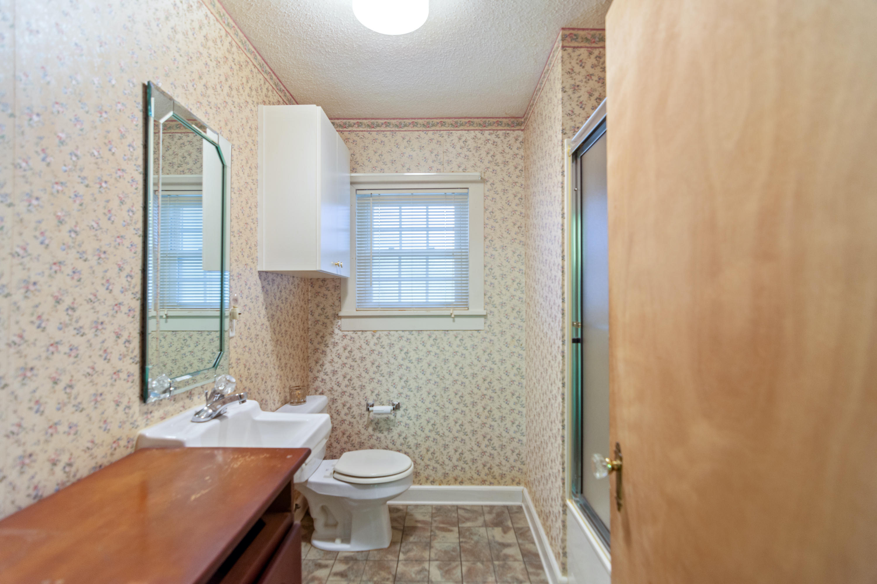 CRESTVIEW - Residential