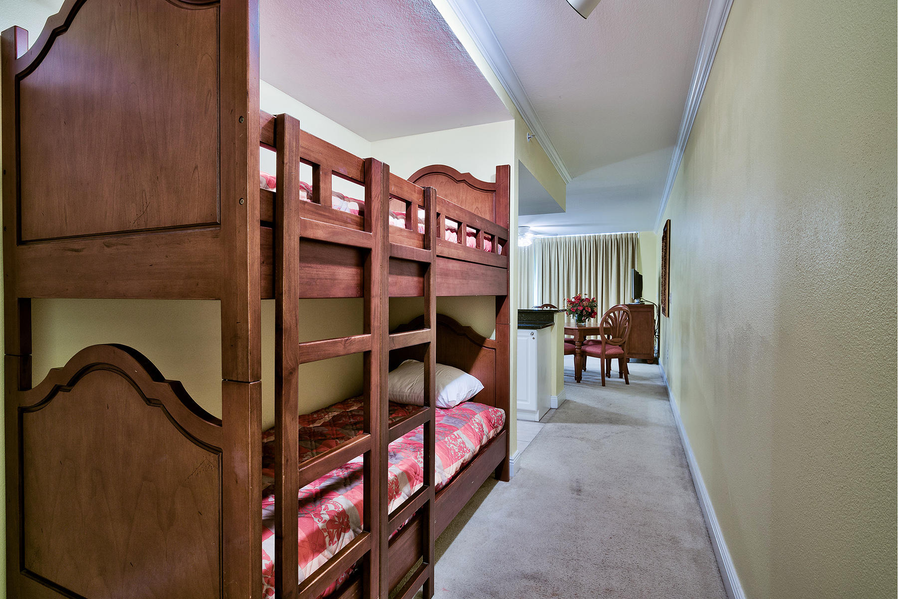 EMERALD BEACH RESORT - Residential