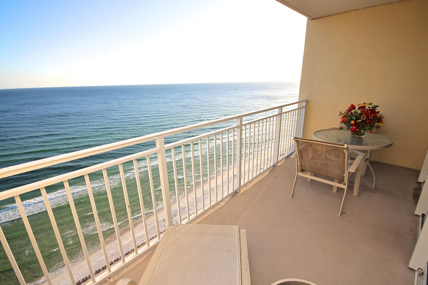 EMERALD BEACH RESORT - Residential