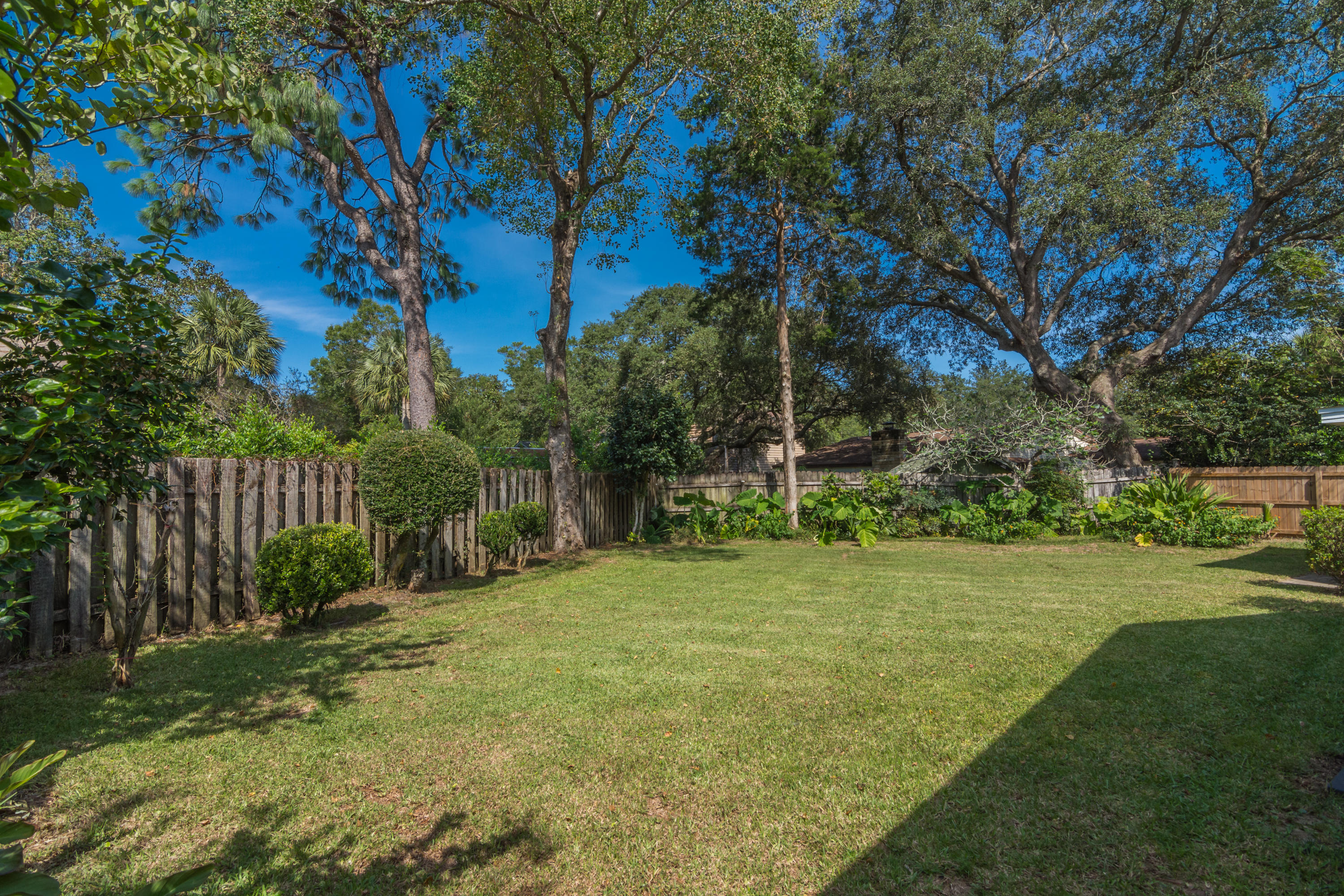 GARNIERS HEIGHTS 1ST ADDN - Residential