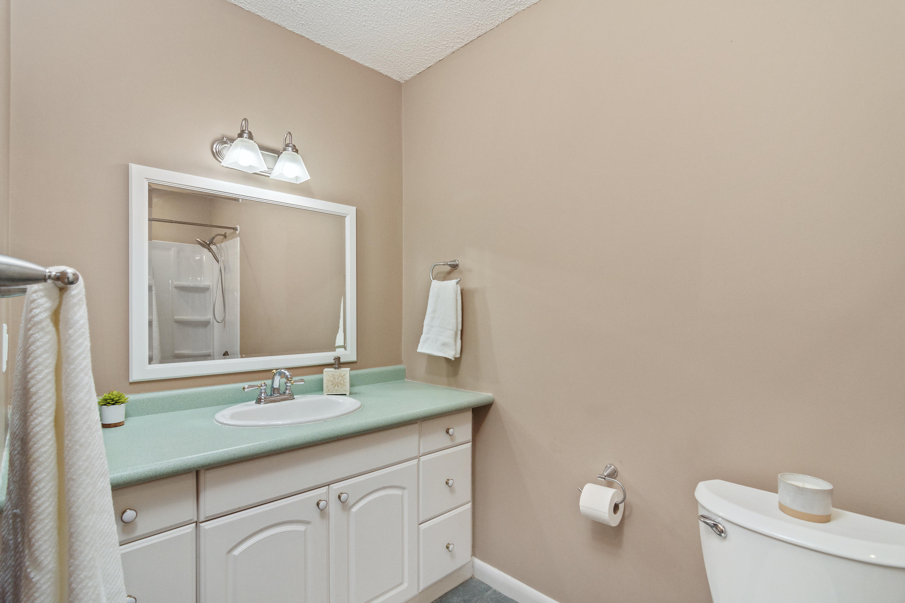 GARNIERS HEIGHTS 1ST ADDN - Residential