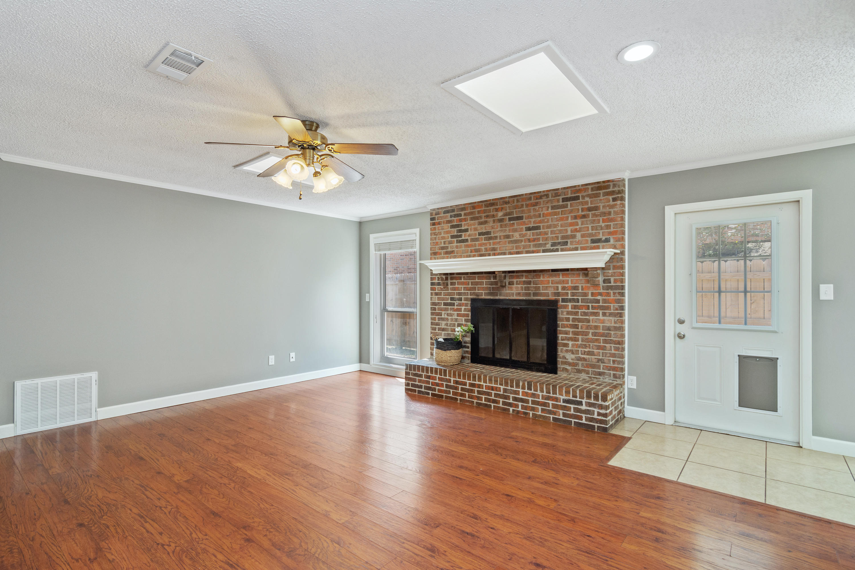 GARNIERS HEIGHTS 1ST ADDN - Residential