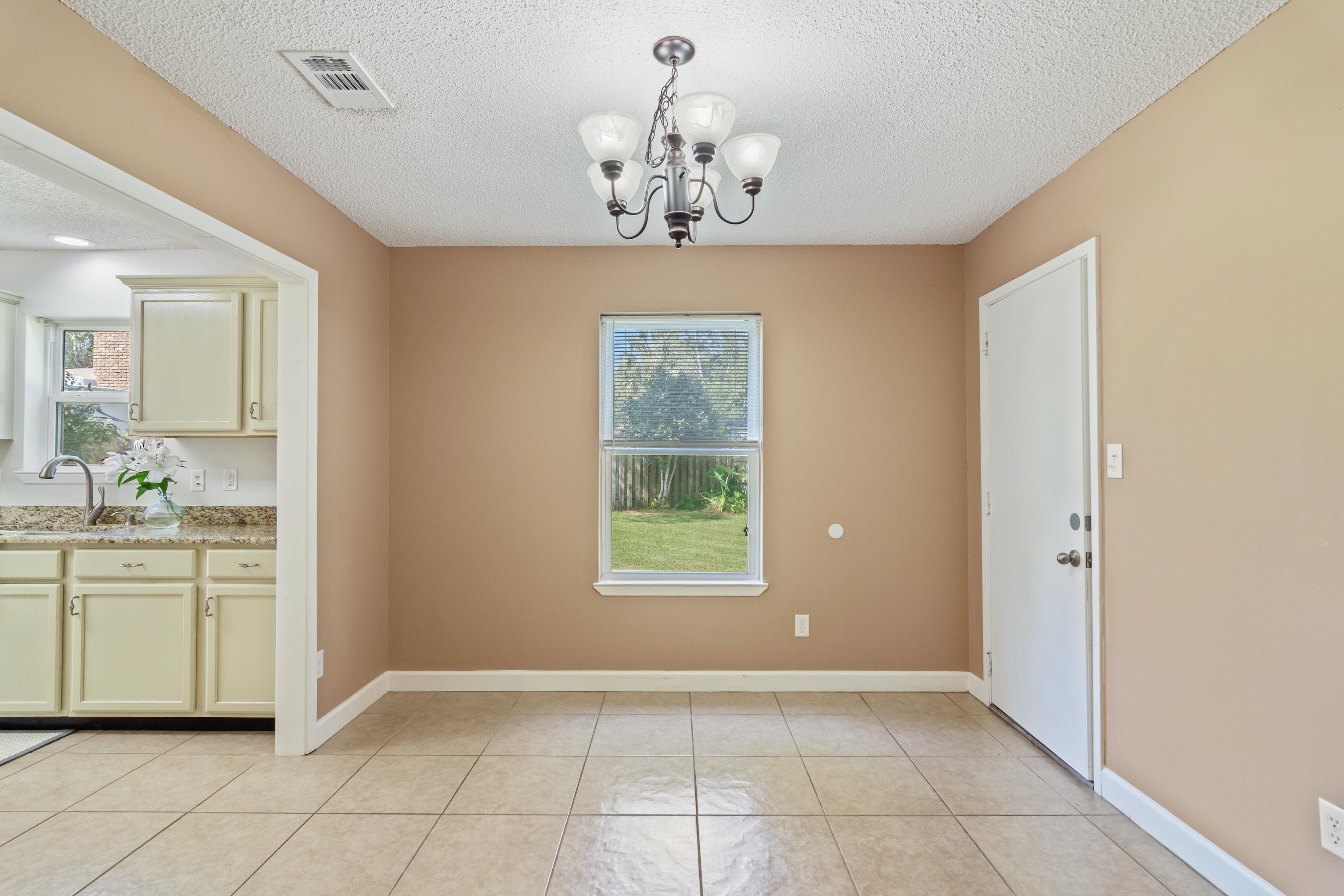 GARNIERS HEIGHTS 1ST ADDN - Residential