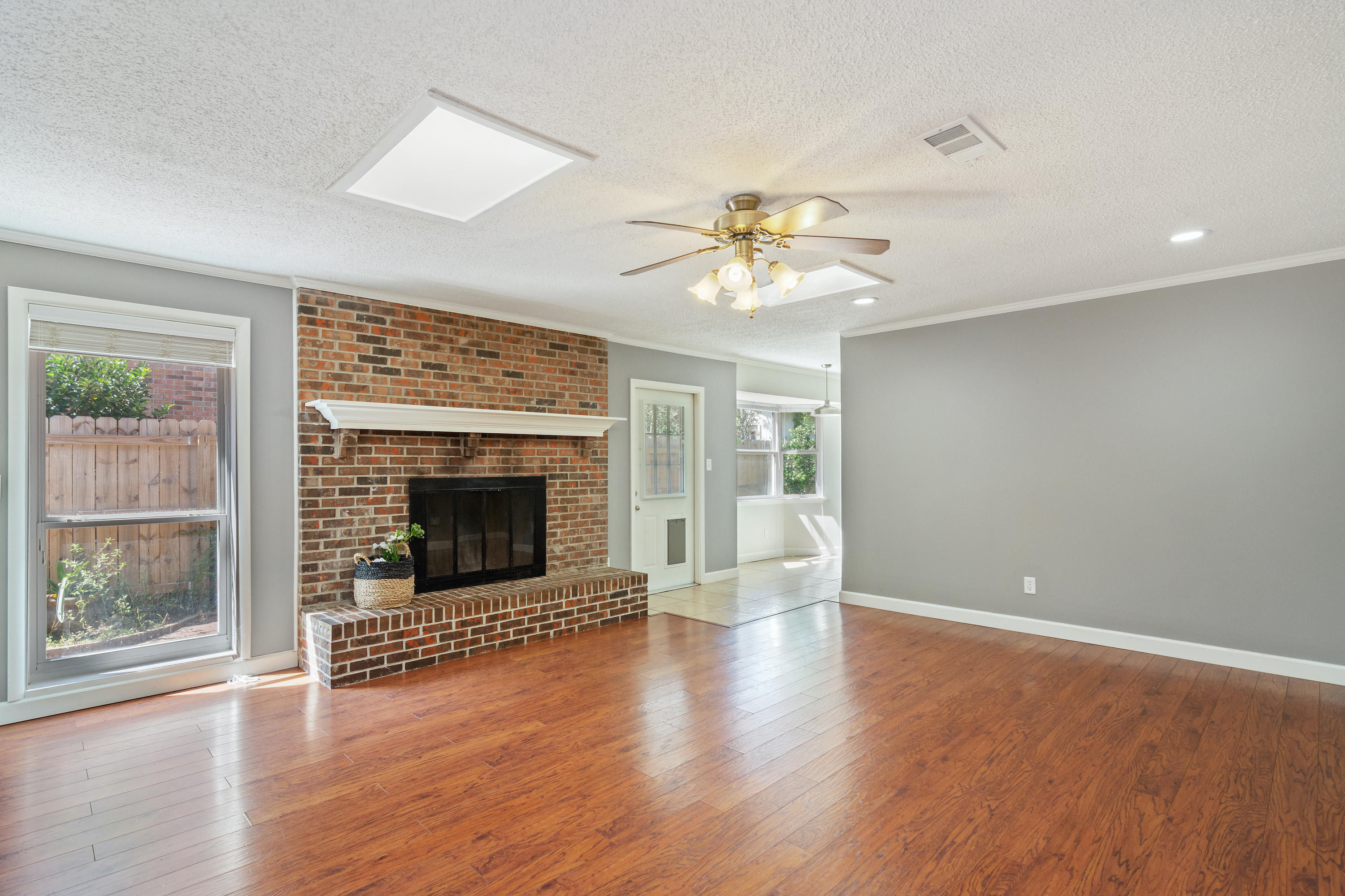 GARNIERS HEIGHTS 1ST ADDN - Residential