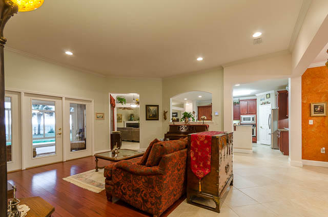 Hwy 98 - Residential