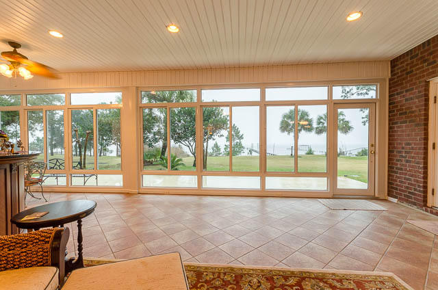 Hwy 98 - Residential