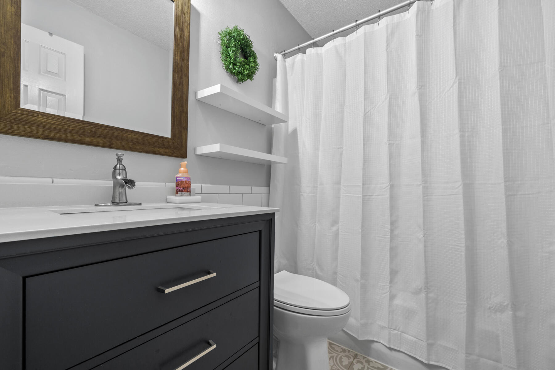 VILLA DANIELLE 1ST ADDN - Residential