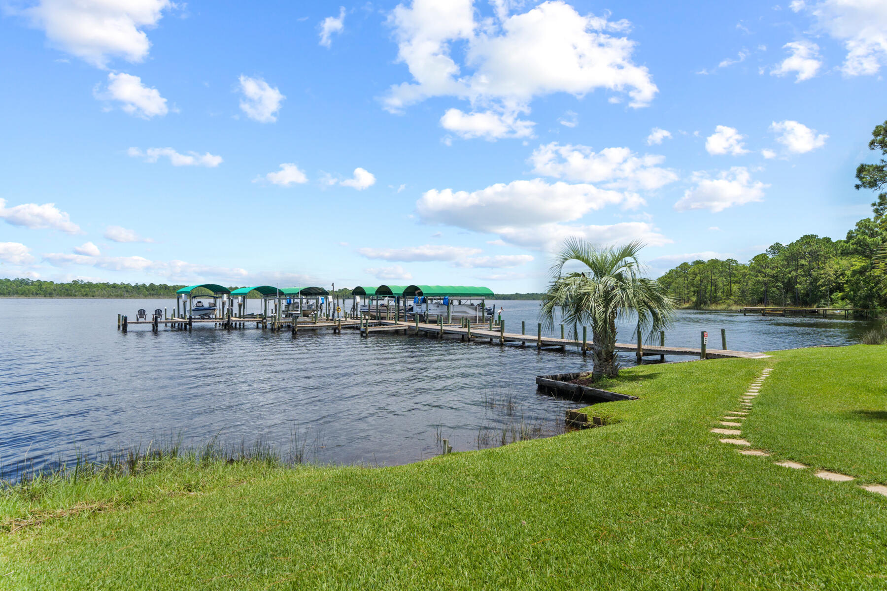 VILLA DANIELLE 1ST ADDN - Residential