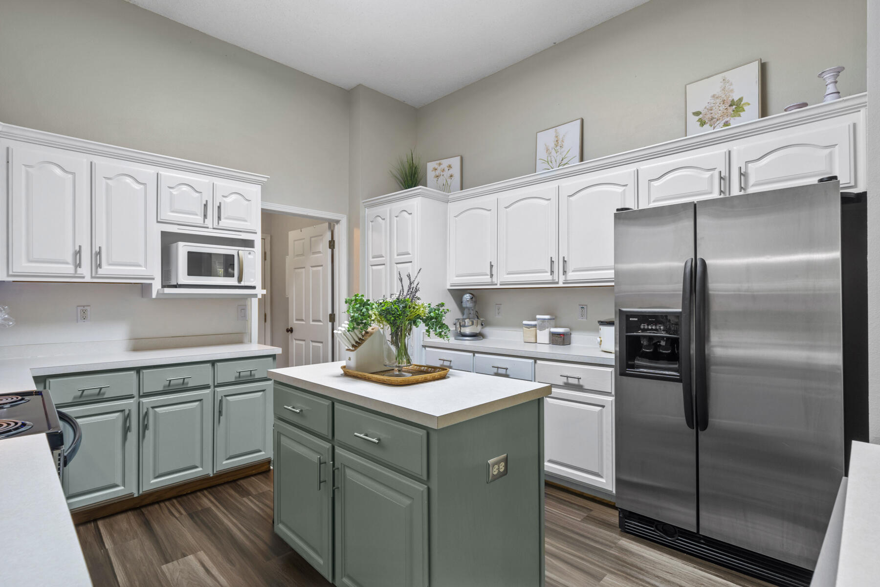 VILLA DANIELLE 1ST ADDN - Residential