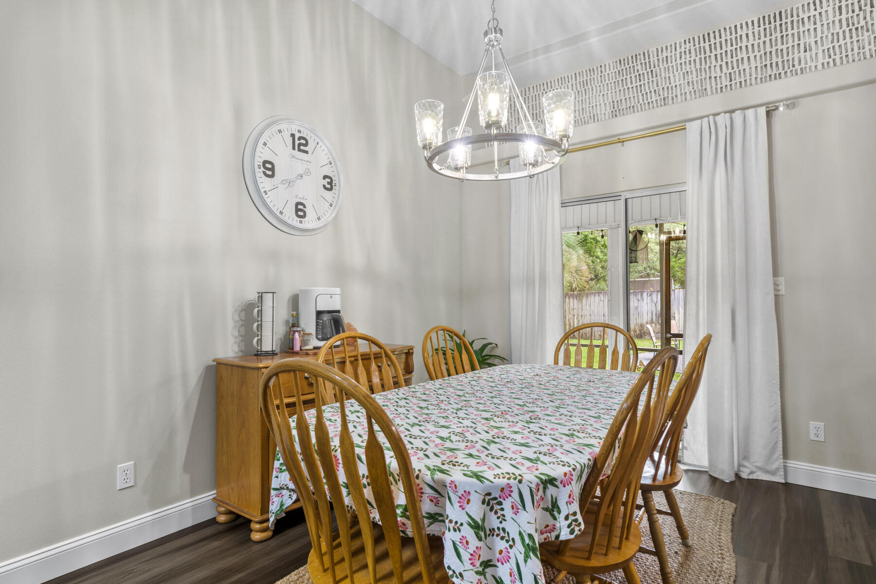 VILLA DANIELLE 1ST ADDN - Residential