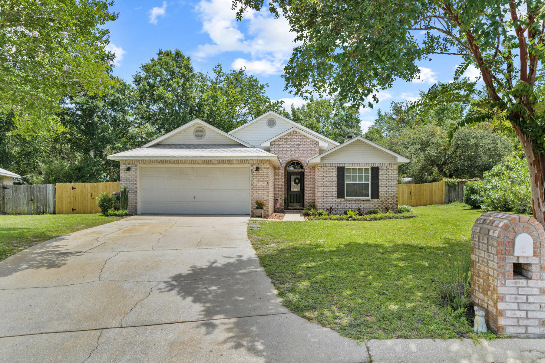 VILLA DANIELLE 1ST ADDN - Residential