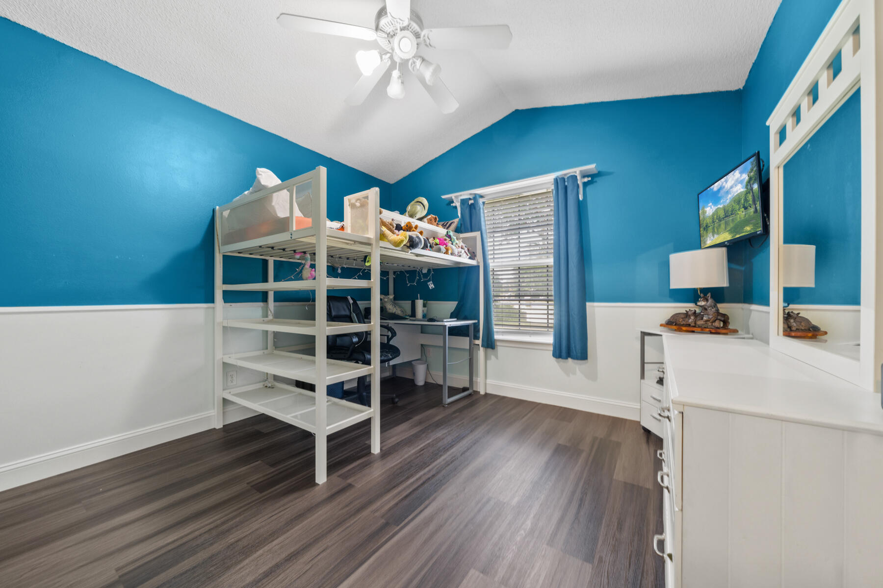 VILLA DANIELLE 1ST ADDN - Residential