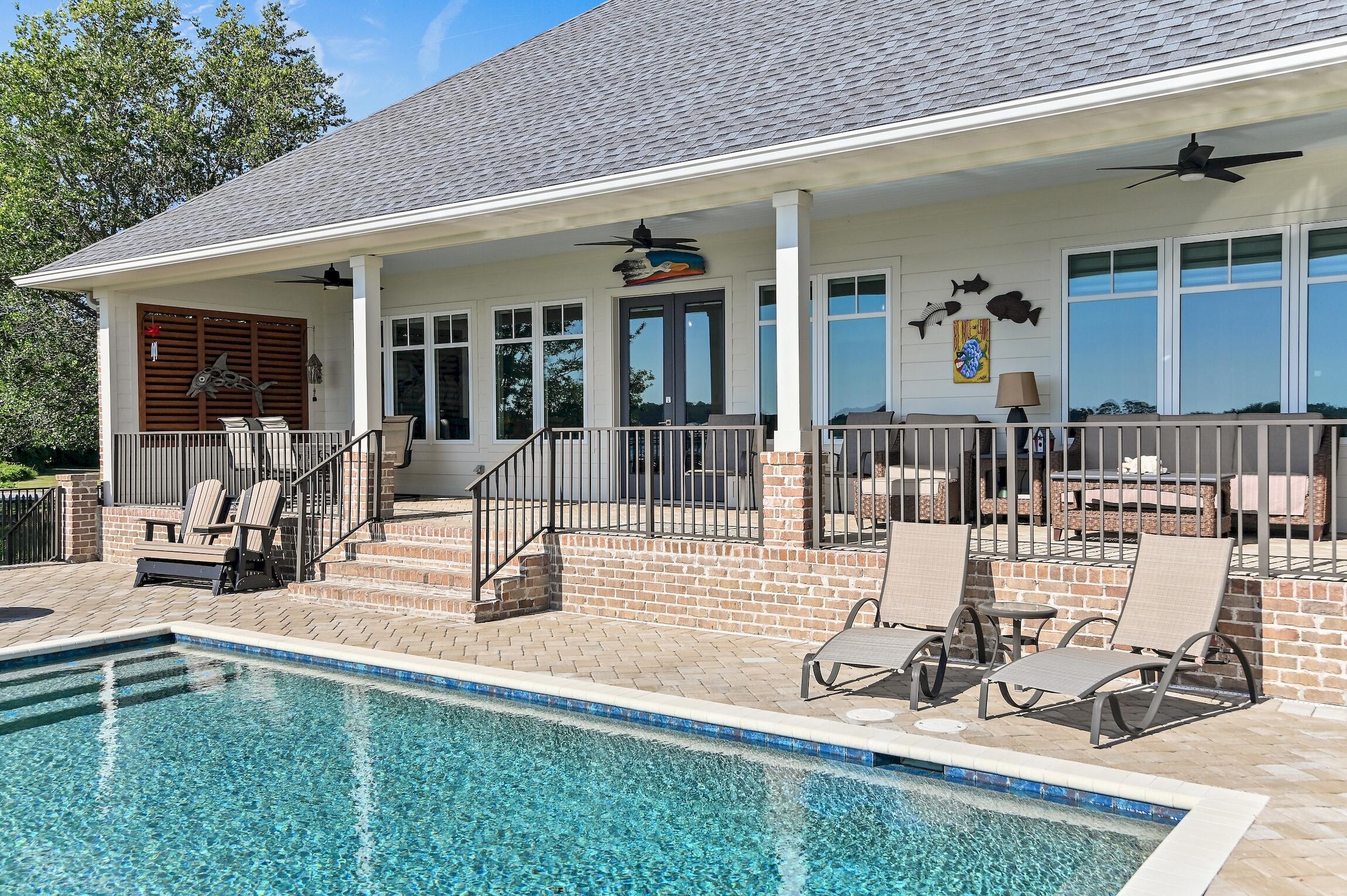 PEACOCKS POINT REPLAT - Residential