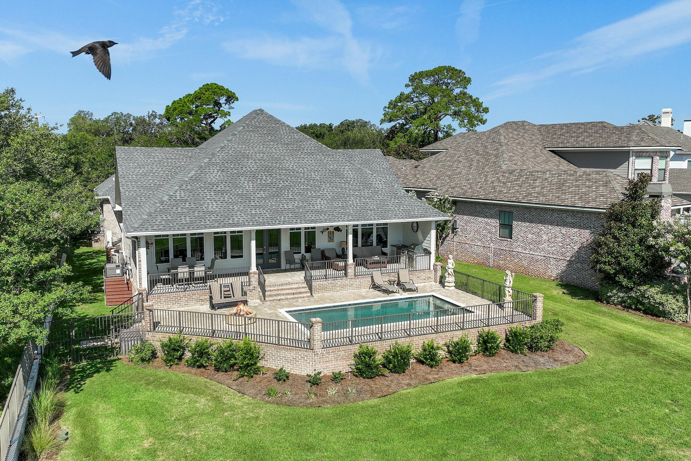 PEACOCKS POINT REPLAT - Residential