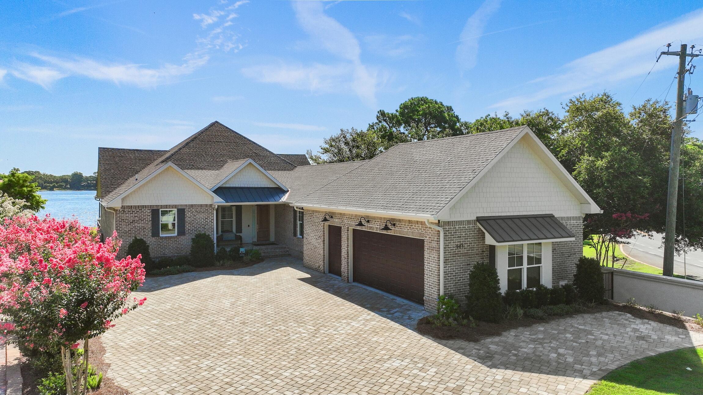 PEACOCKS POINT REPLAT - Residential