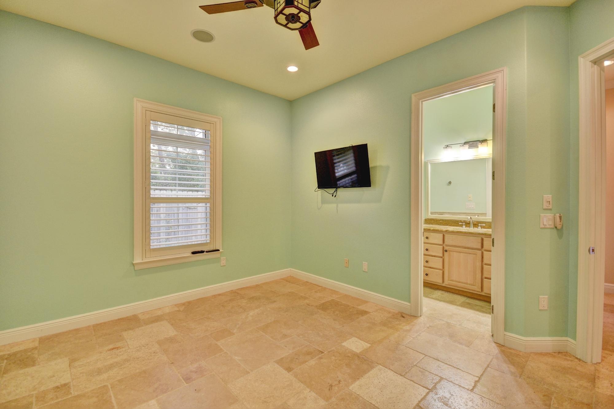 CASSINE VILLAGE - Residential