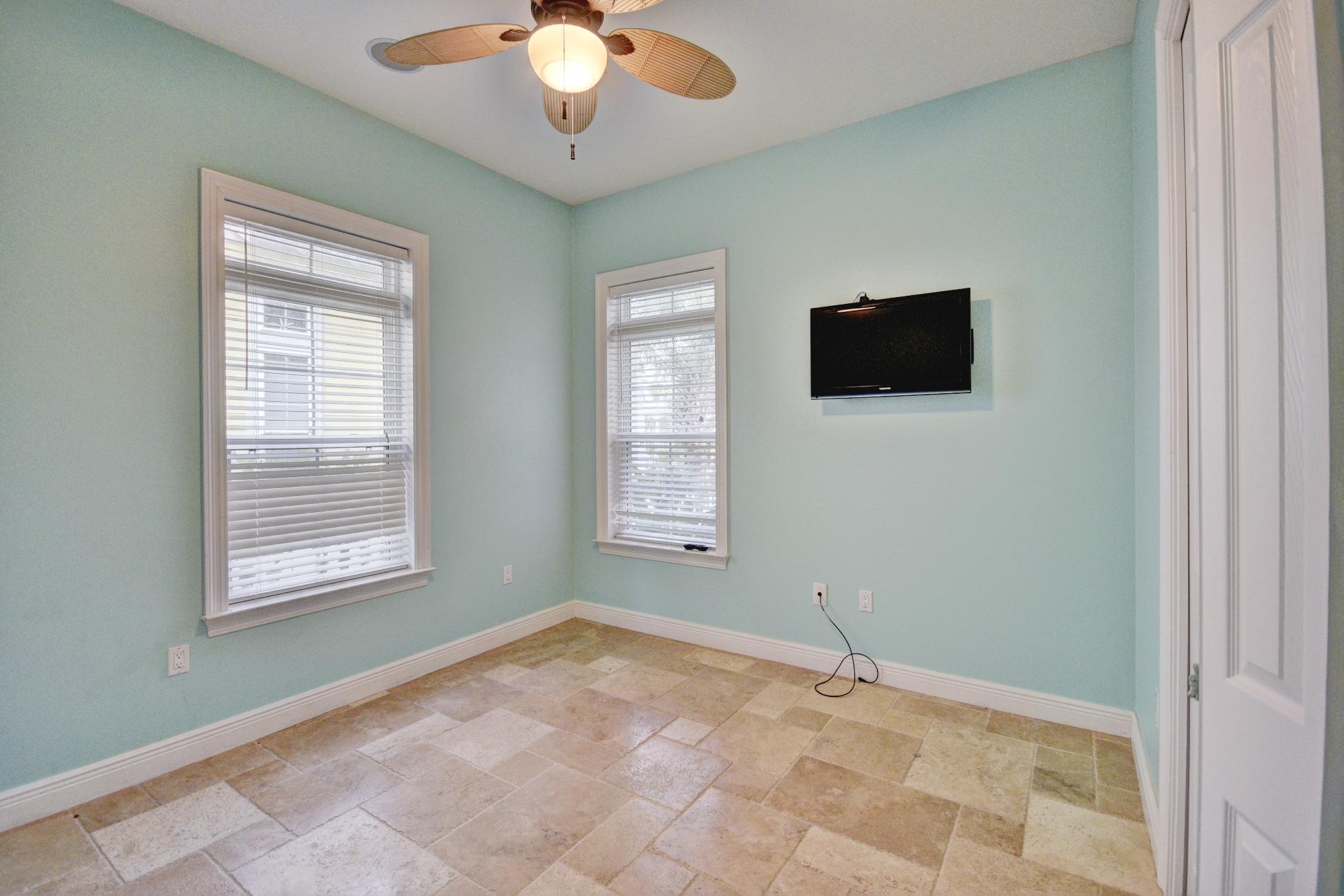 CASSINE VILLAGE - Residential