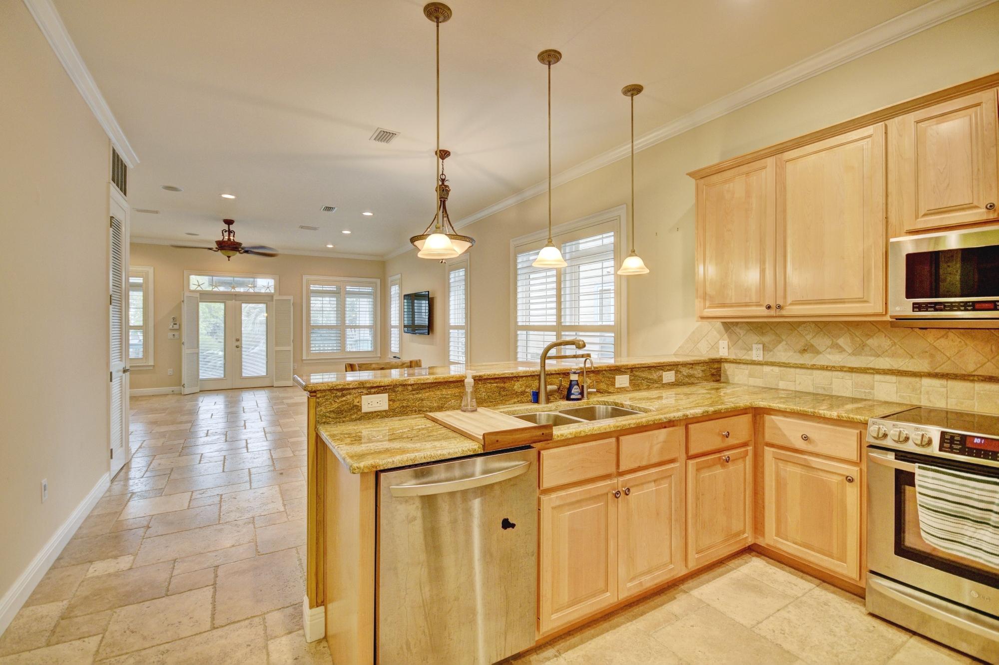 CASSINE VILLAGE - Residential