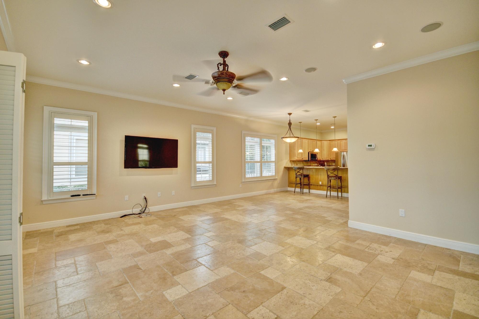 CASSINE VILLAGE - Residential