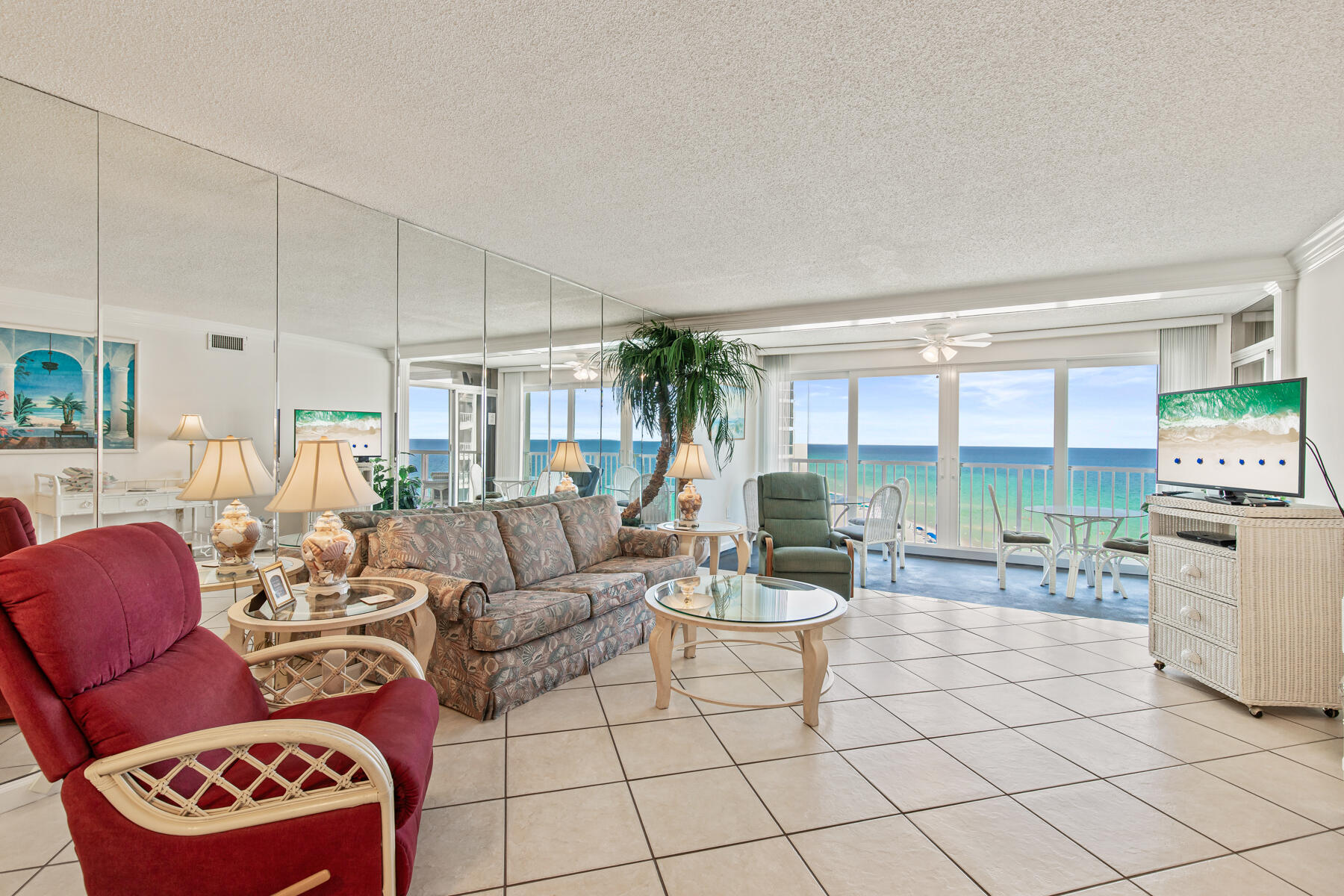 SHORELINE TOWERS 2 - Residential