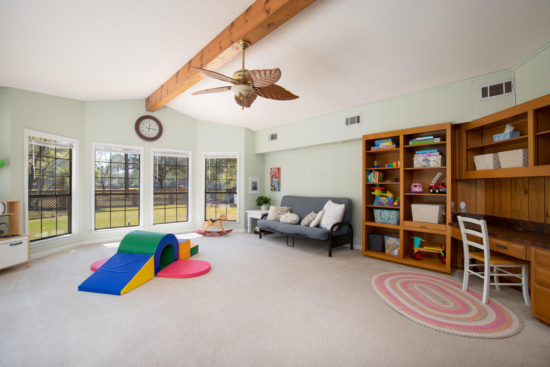 ROCKY BAYOU COUNTRY CLUB ESTATES 1 - Residential