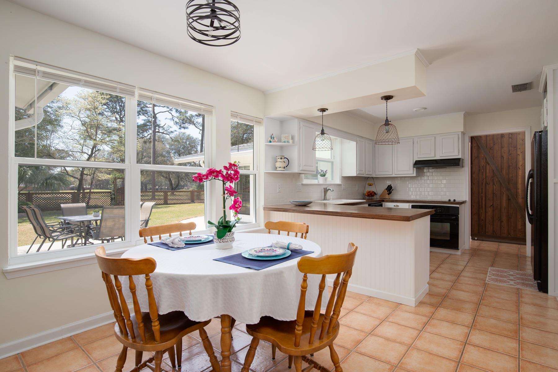 ROCKY BAYOU COUNTRY CLUB ESTATES 1 - Residential