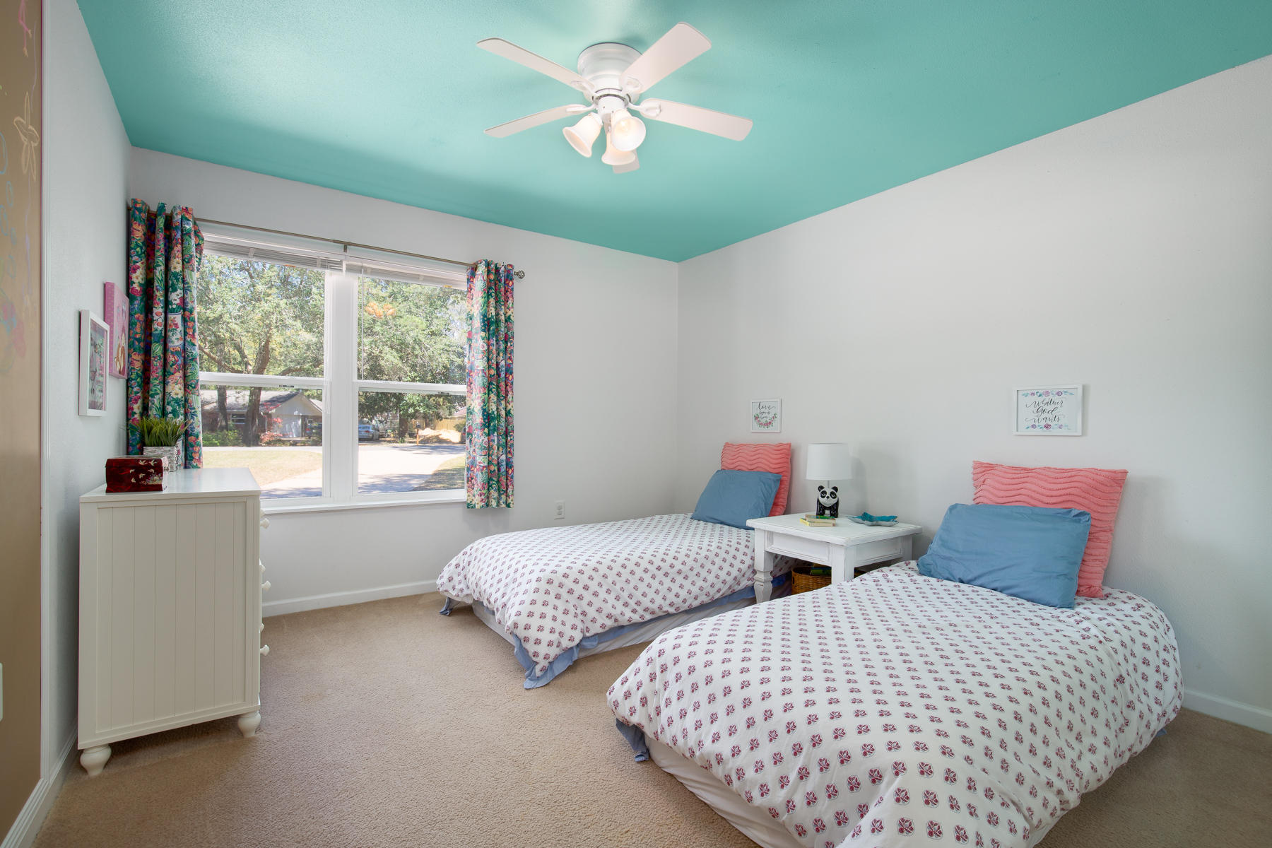 ROCKY BAYOU COUNTRY CLUB ESTATES 1 - Residential