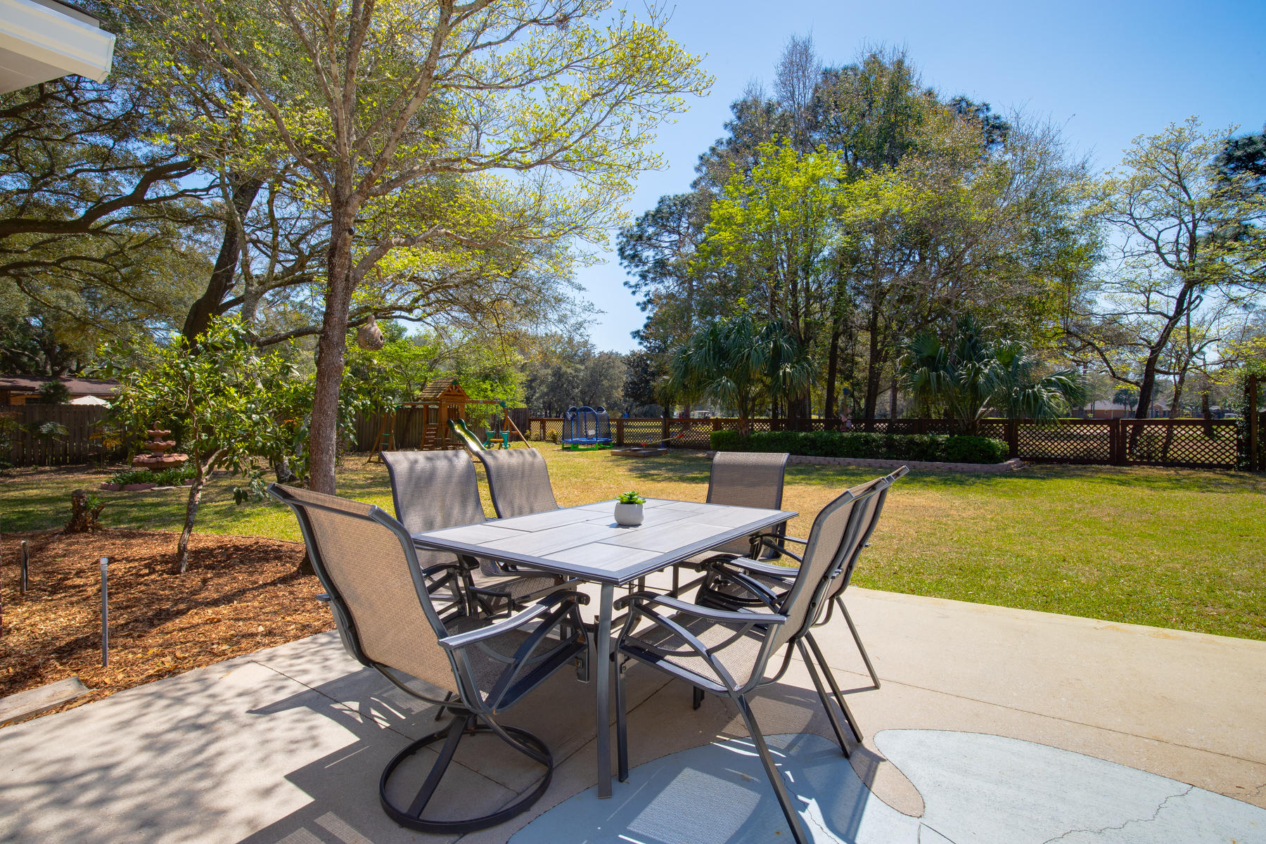 ROCKY BAYOU COUNTRY CLUB ESTATES 1 - Residential