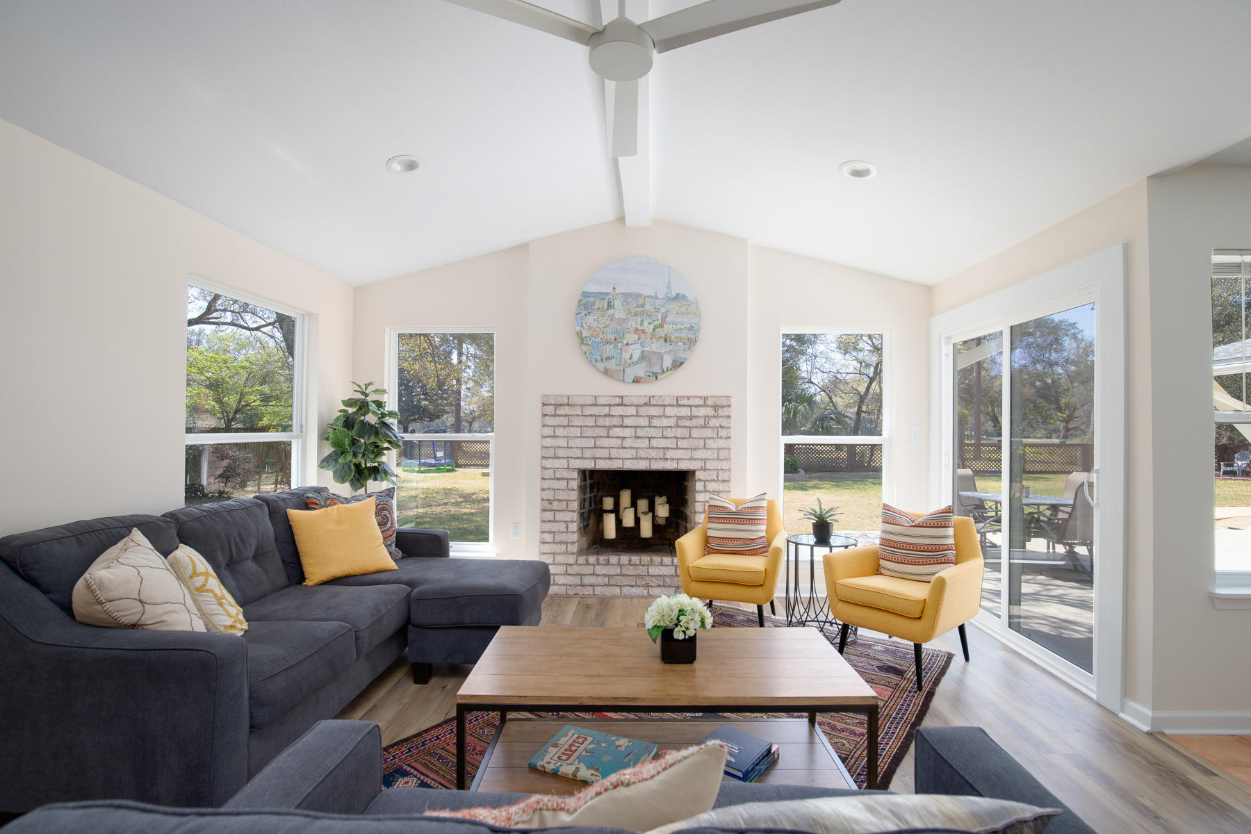 ROCKY BAYOU COUNTRY CLUB ESTATES 1 - Residential