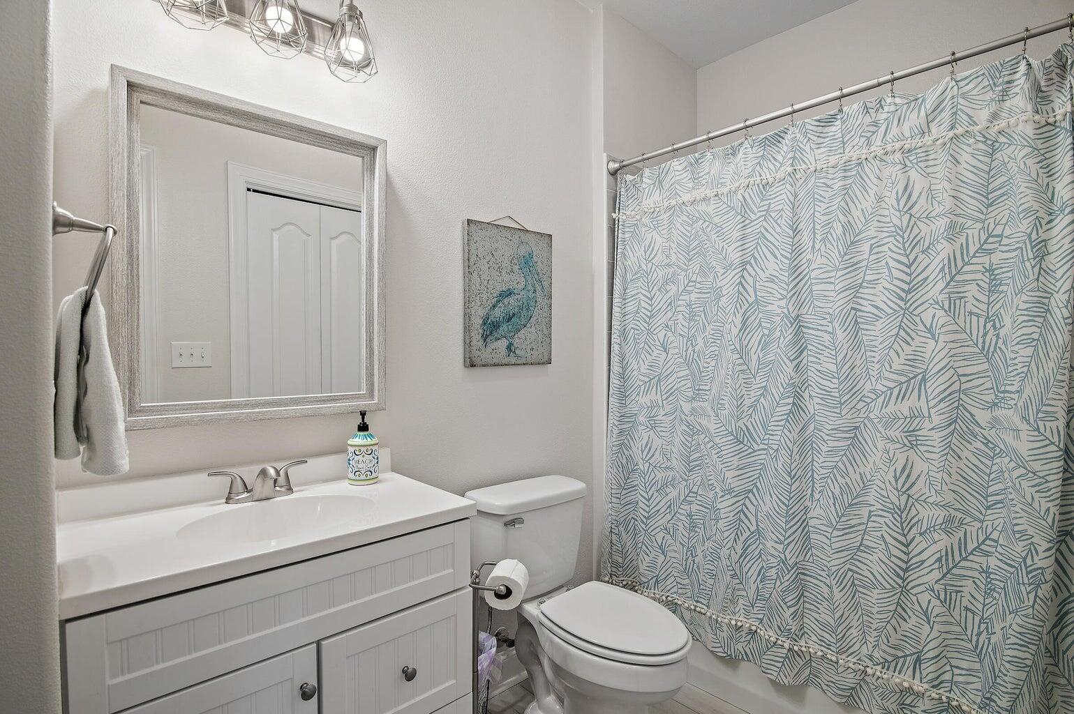 DIAMOND LAKES - Residential Lease