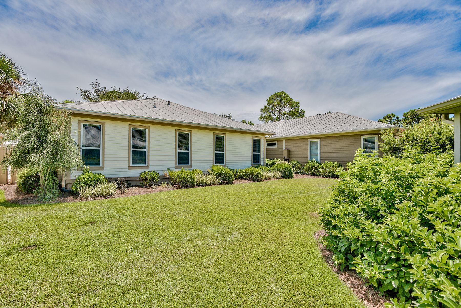 CRYSTAL LAKE AT SANDESTIN - Residential