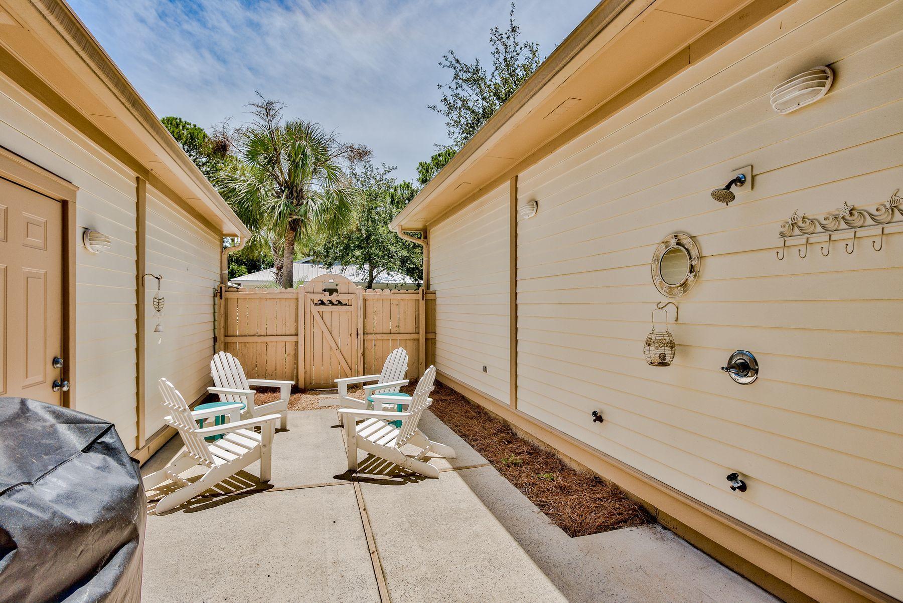 CRYSTAL LAKE AT SANDESTIN - Residential