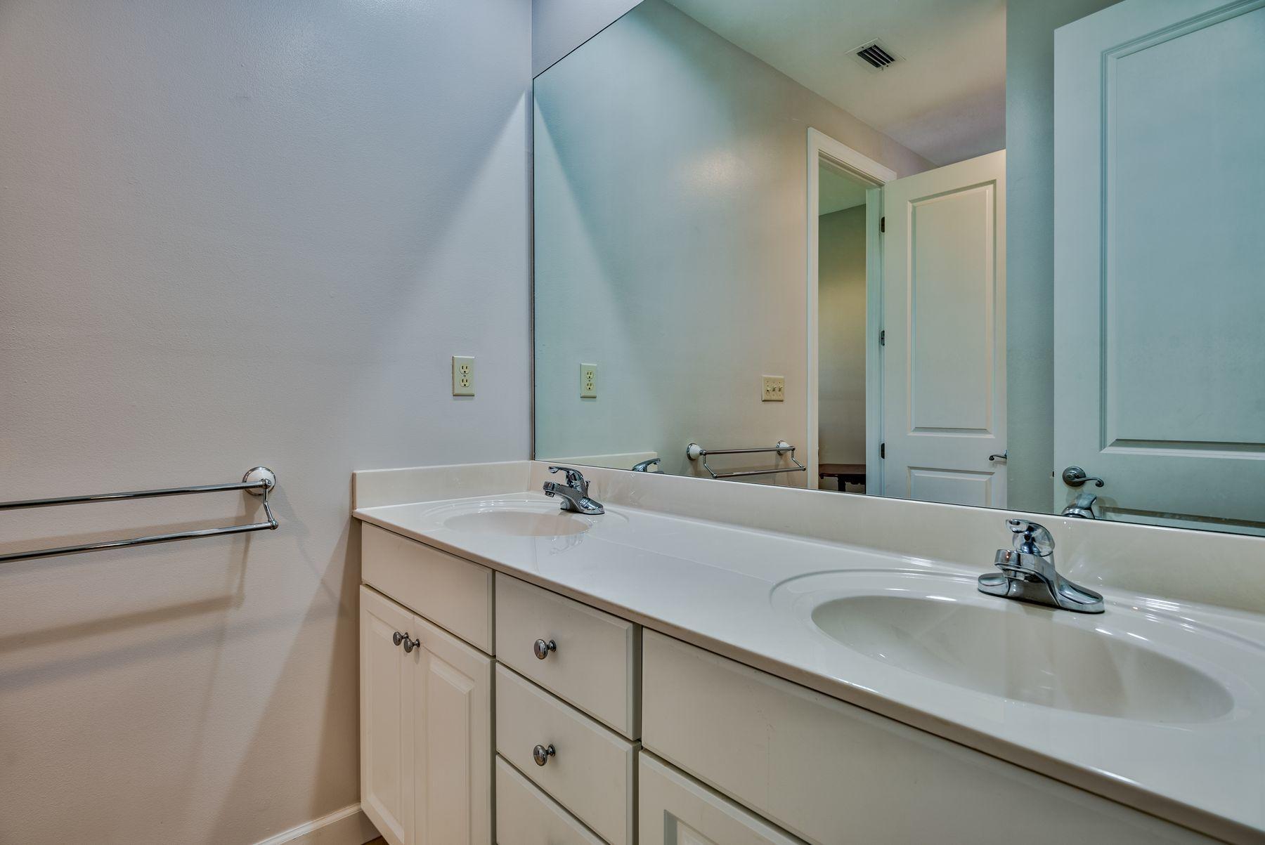 CRYSTAL LAKE AT SANDESTIN - Residential