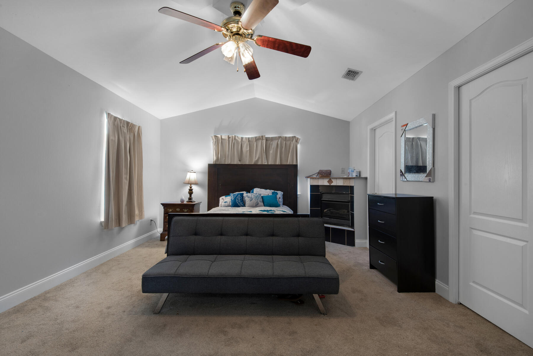 LEGION PARK LANDING - Residential