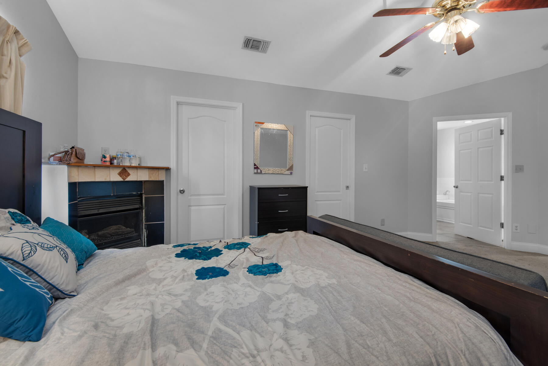 LEGION PARK LANDING - Residential