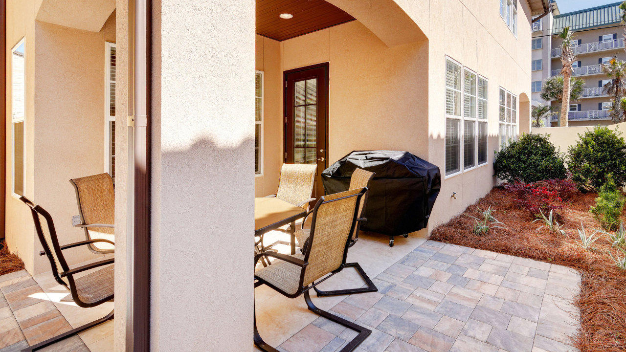 SHOPES 1ST ADDN - Residential